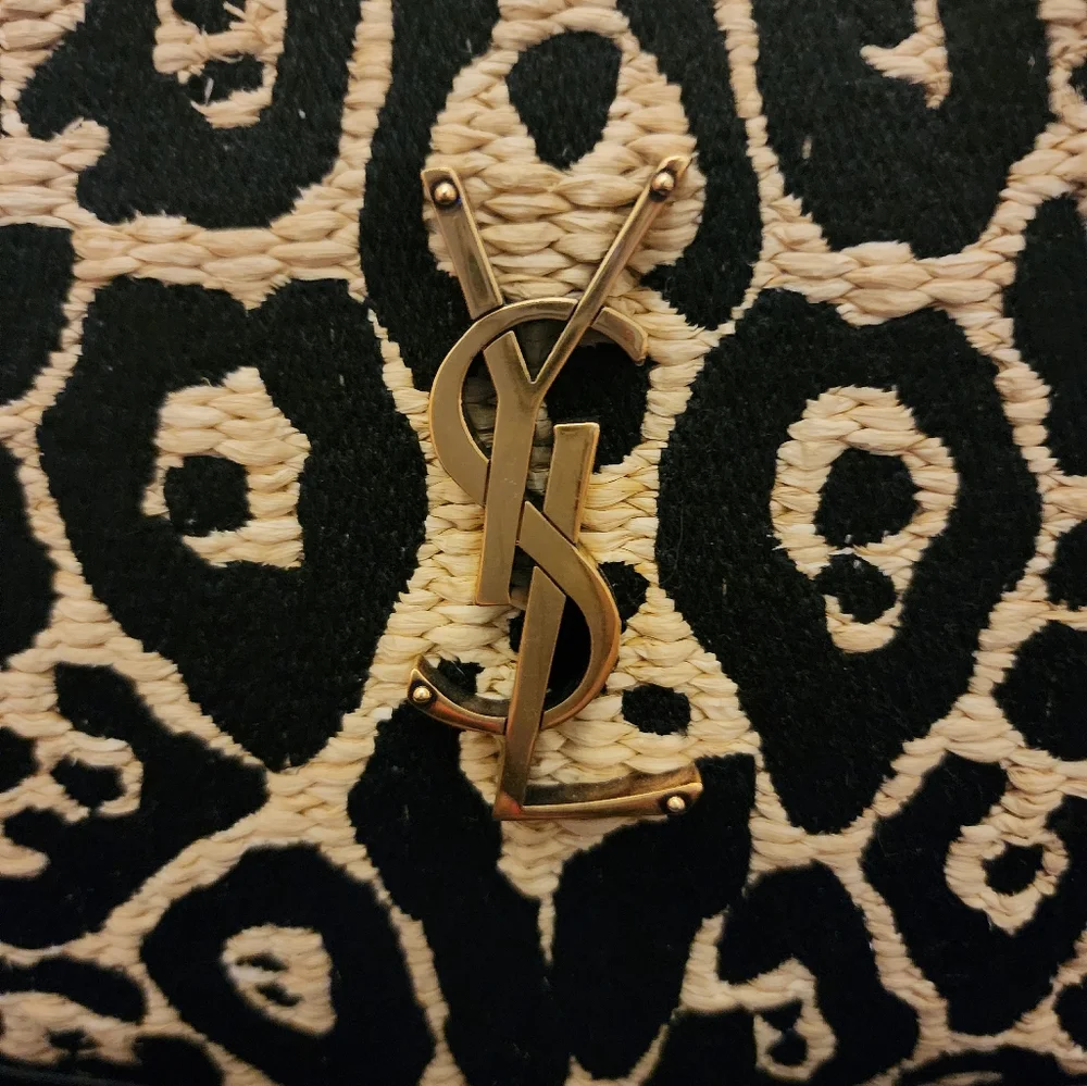 ‼️SOLD‼️YSL Lou Crossbody Bag - Picture 2 of 8